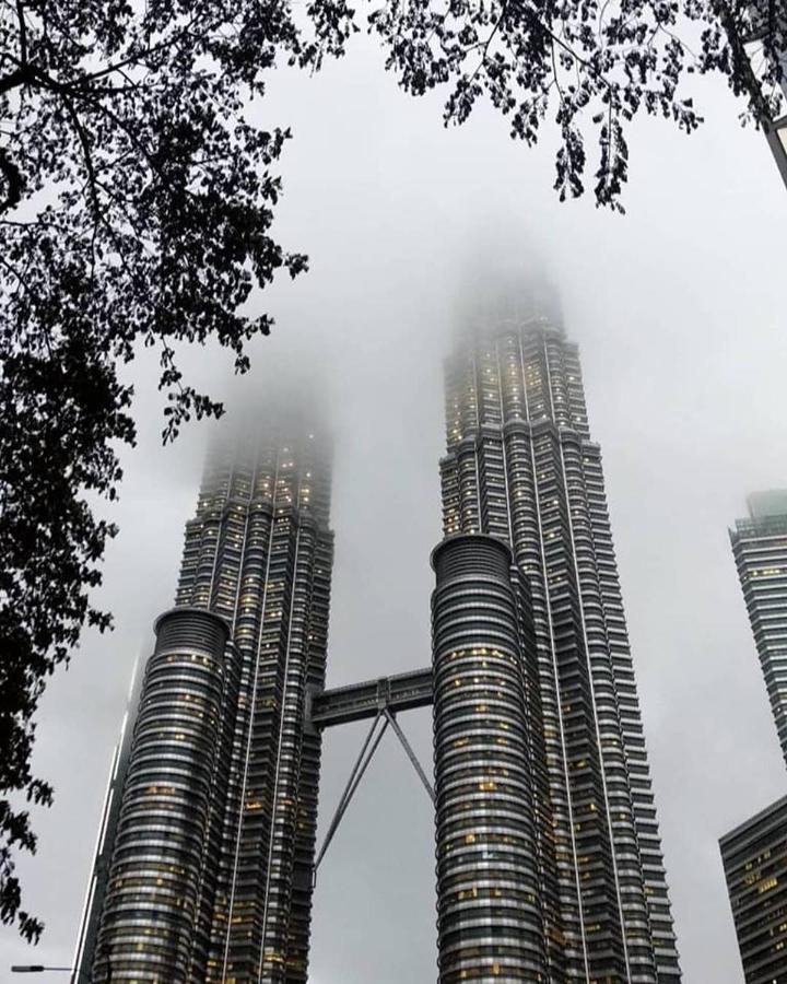 הוסטל קואלה לומפור Twin Towers Dorms מראה חיצוני תמונה