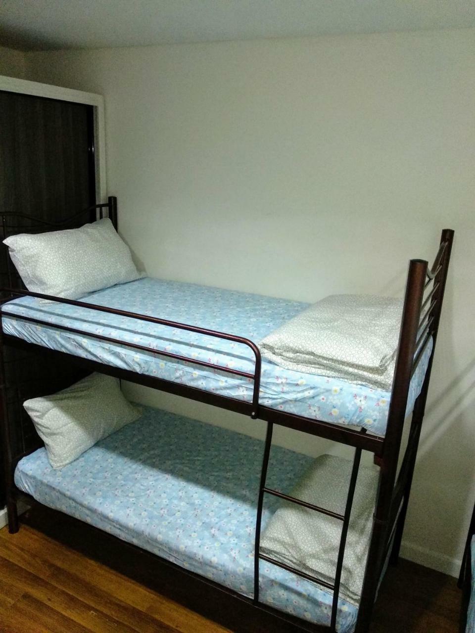 הוסטל קואלה לומפור Twin Towers Dorms מראה חיצוני תמונה
