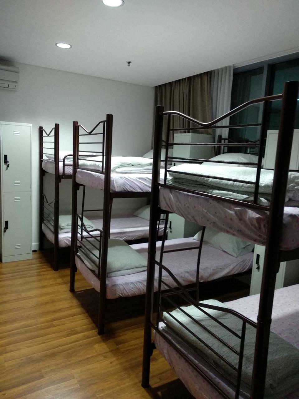 הוסטל קואלה לומפור Twin Towers Dorms מראה חיצוני תמונה
